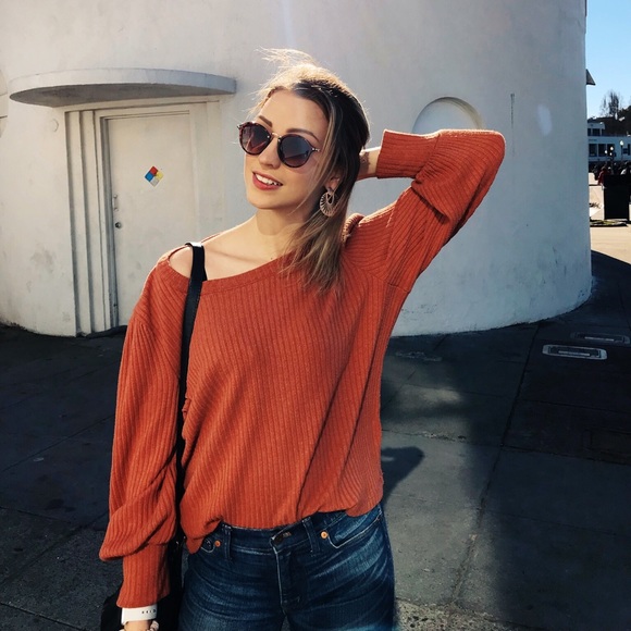 Meet your Posher, Taylor - Picture 4 of 7